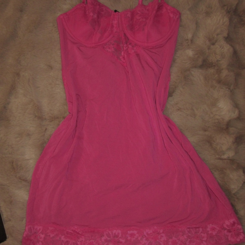 Elegant Lace Trim Sleepwear Set in Pink
